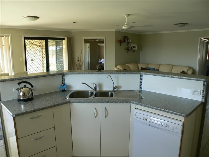 23 Lakes Bvd, Burrum Heads QLD 4659