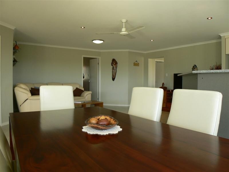 23 Lakes Bvd, Burrum Heads QLD 4659