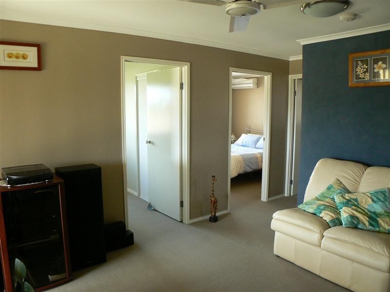 23 Lakes Bvd, Burrum Heads QLD 4659
