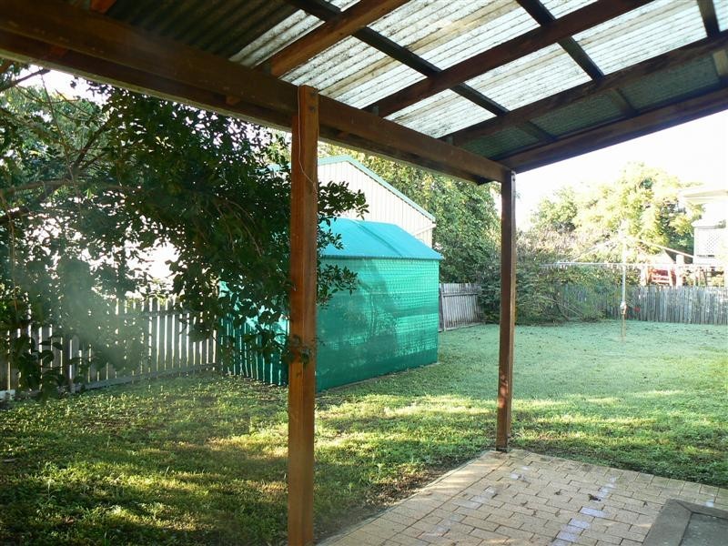 34 Hervey St, Scarness QLD 4655