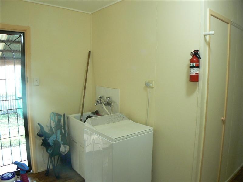 34 Hervey St, Scarness QLD 4655