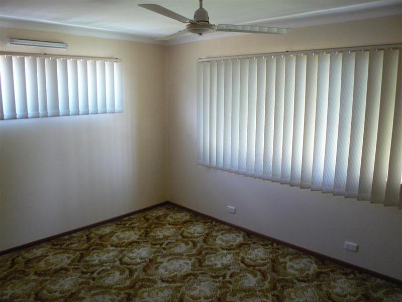 595 Esplanade, Urangan QLD 4655