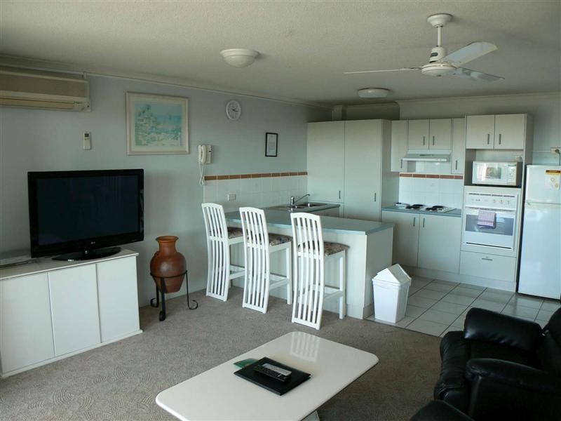 51/386 Esplanade, Torquay QLD 4655