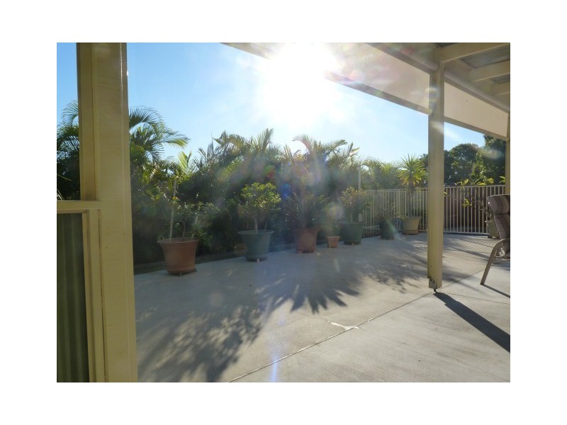 76 Murphy Street, Point Vernon QLD 4655