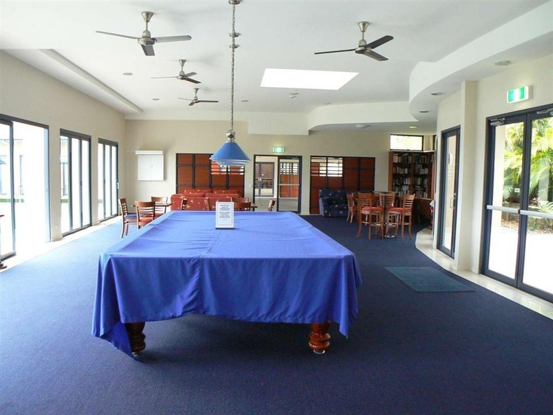 185  Noble Lakes Village, Eli Waters QLD 4655