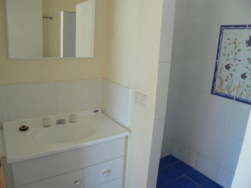 4 Rhys Court, Torquay QLD 4655