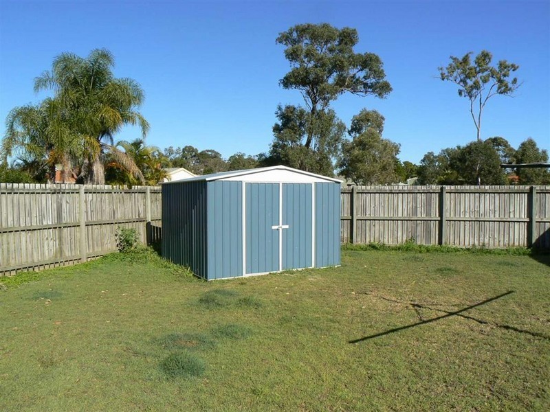 4 Rhys Court, Torquay QLD 4655