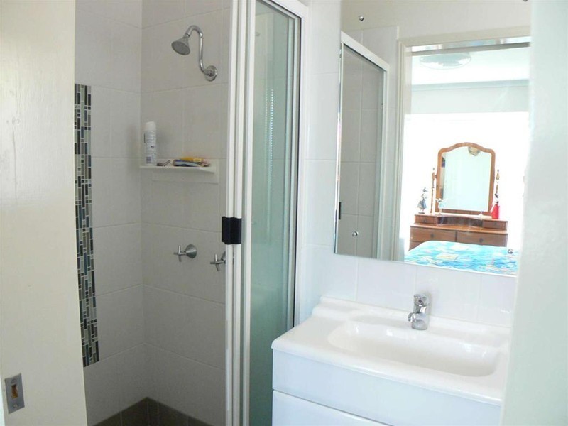 683 Boat Harbour Drive, Urangan QLD 4655