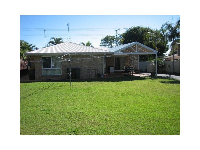 683 Boat Harbour Drive, Urangan QLD 4655