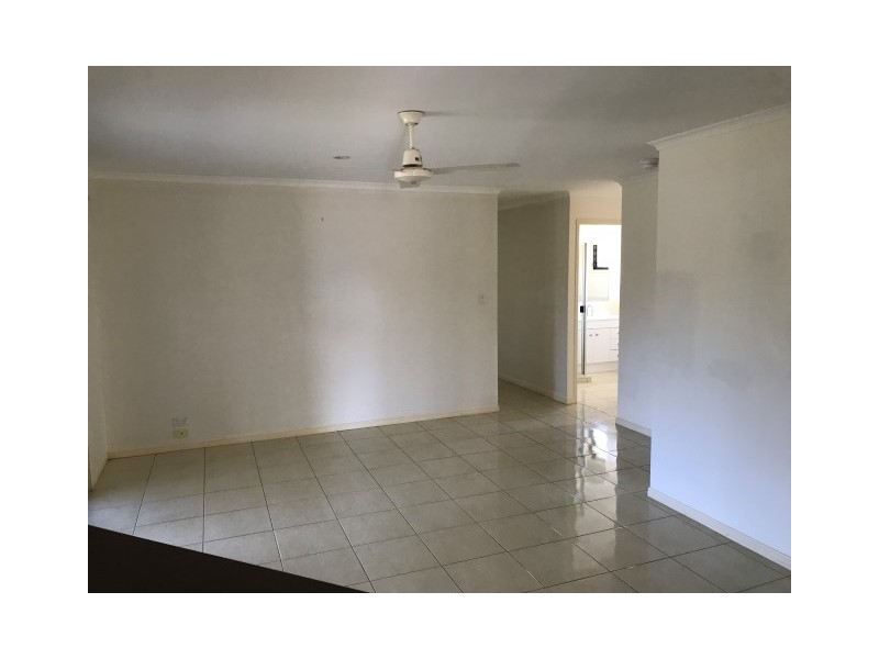 4 Clipper Street, Point Vernon QLD 4655