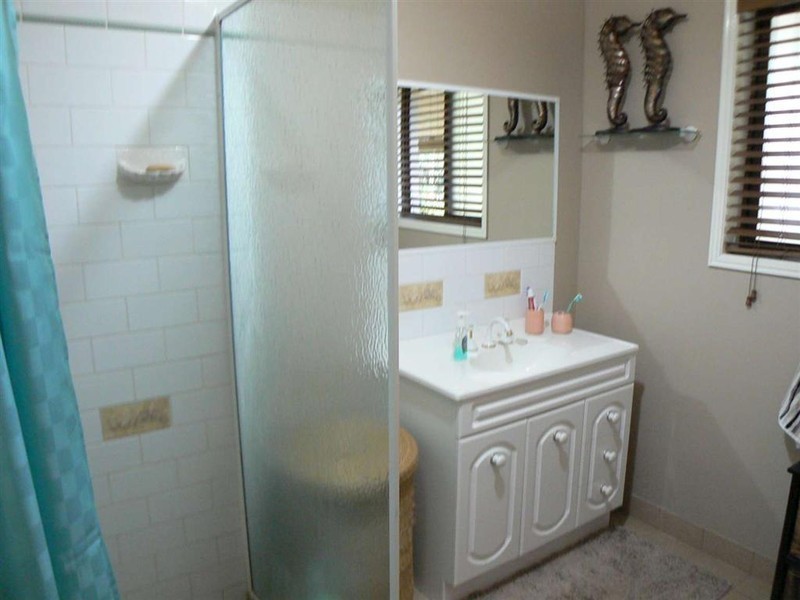 78 Lord St, Sunshine Acres QLD 4655