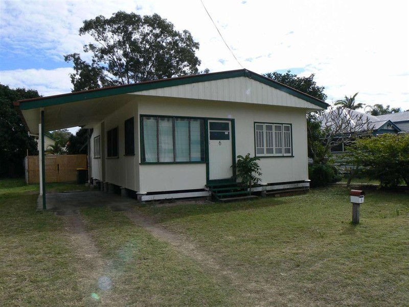 6 Ocean Street, Torquay QLD 4655