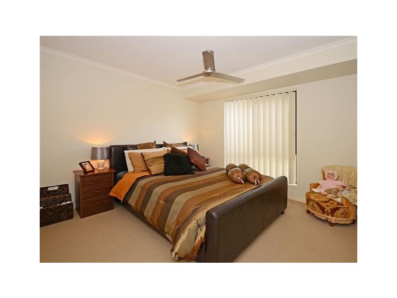 44 Picadilly Cct, Urraween QLD 4655