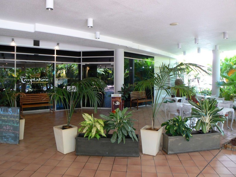 213/386 Esplanade, Torquay QLD 4655