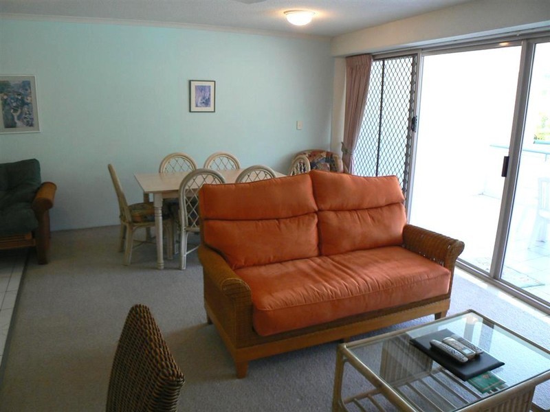 213/386 Esplanade, Torquay QLD 4655