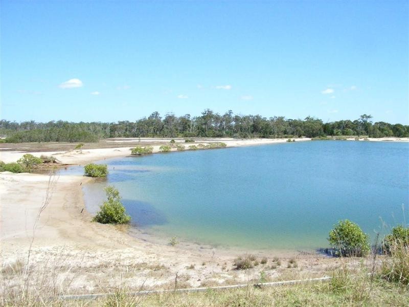 19 Lakes Blvd, Burrum Heads QLD 4659