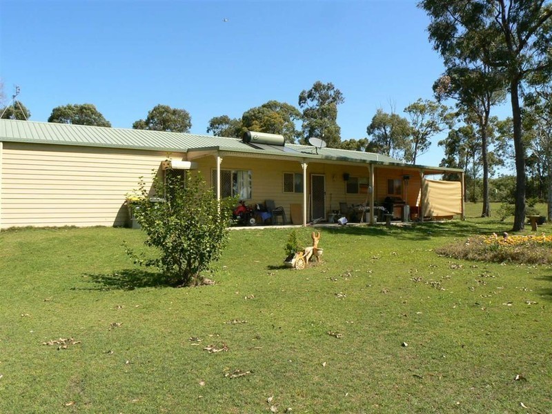 9 Sea Eagles Rd, Booral QLD 4655