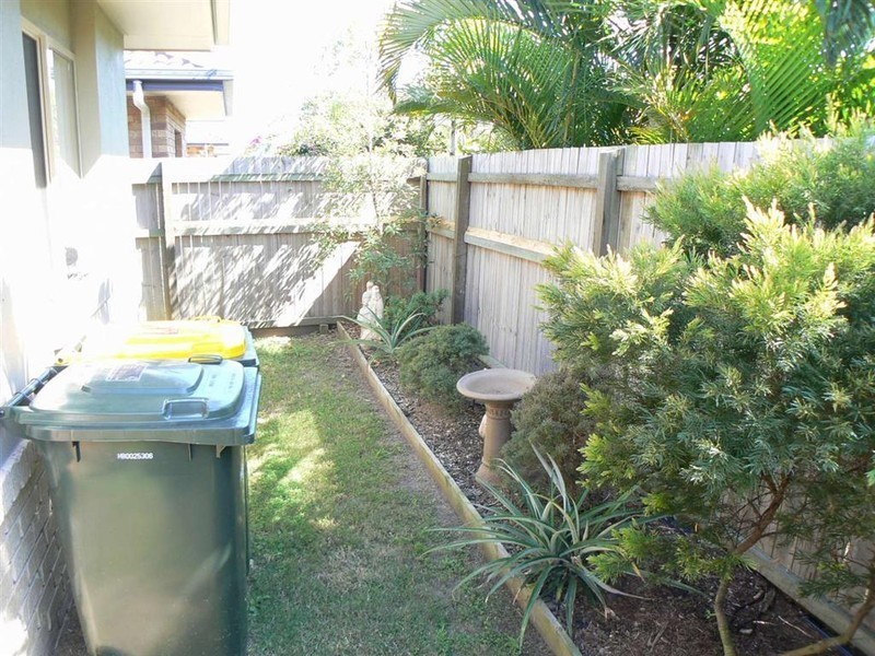 7/142-146 Elizabeth St, Urangan QLD 4655