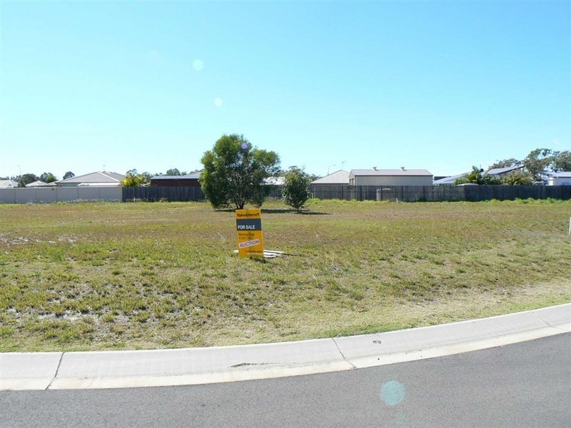 5 Noeme St, Burrum Heads QLD 4659