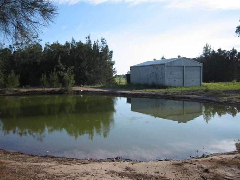 18 Kingfisher Dr, River Heads QLD 4655