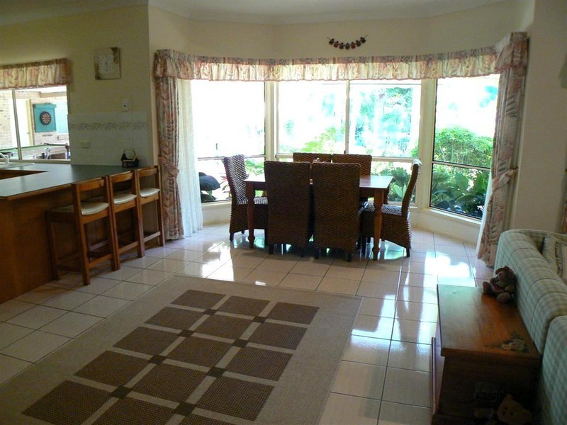 45 Wellington Crescent, Wondunna QLD 4655