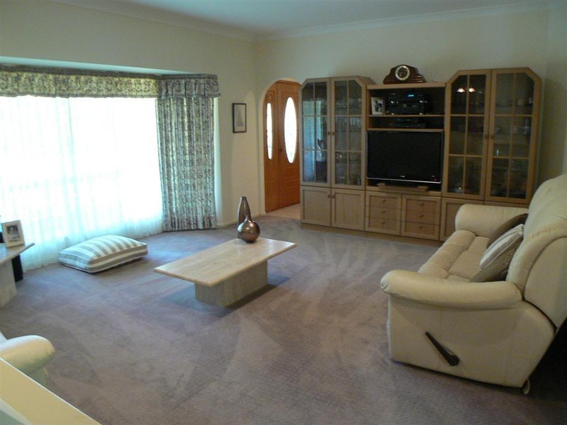 45 Wellington Crescent, Wondunna QLD 4655