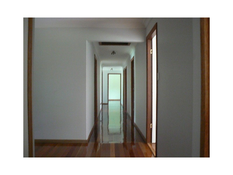 15 Burralong Dr, Wondunna QLD 4655