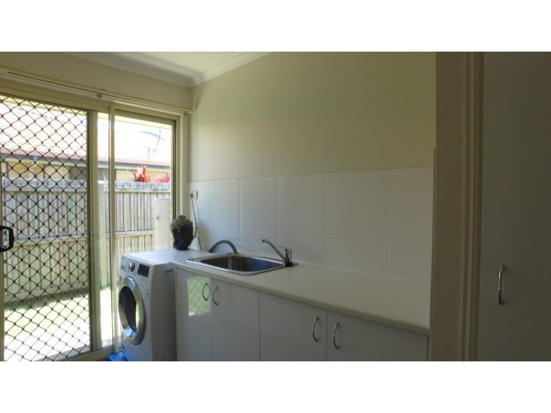 66 Bauhinia Dr, Kawungan QLD 4655