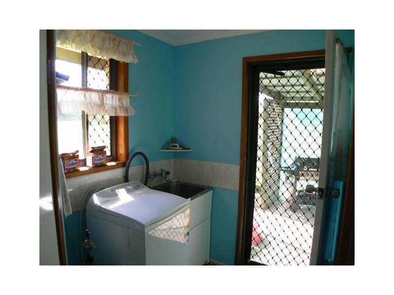 141 Moorabinda Dr, Sunshine Acres QLD 4655