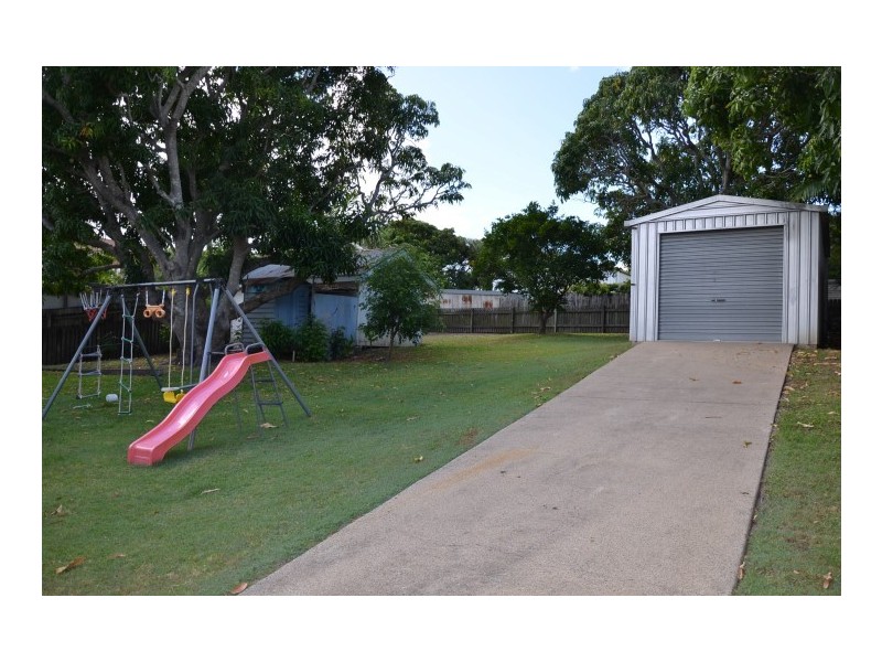 65 Kent Street, Urangan QLD 4655