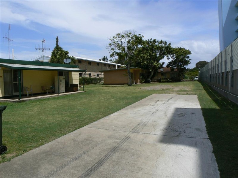 Esplanade 572 Esp/36 Hibiscus, Urangan QLD 4655