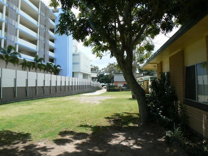 Esplanade 572 Esp/36 Hibiscus, Urangan QLD 4655