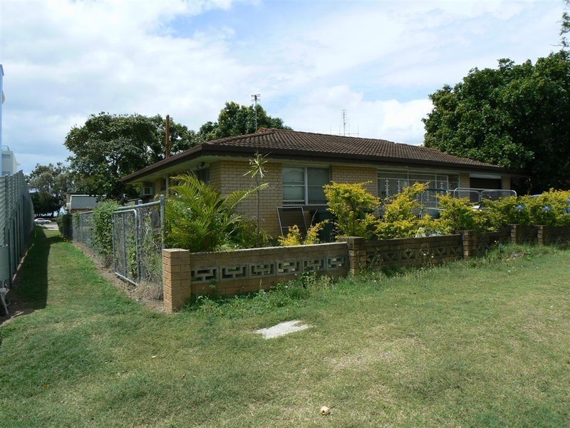 Esplanade 572 Esp/36 Hibiscus, Urangan QLD 4655