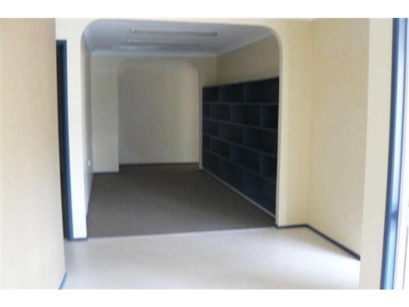 355 Esplanade, Scarness QLD 4655