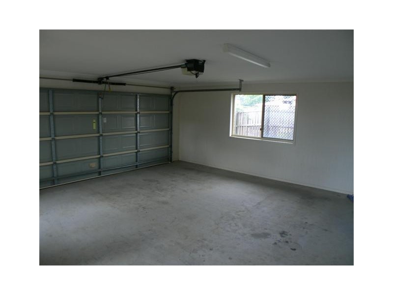 10 Bayley Ct, Urraween QLD 4655
