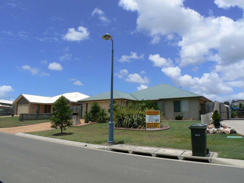 10 Bayley Ct, Urraween QLD 4655