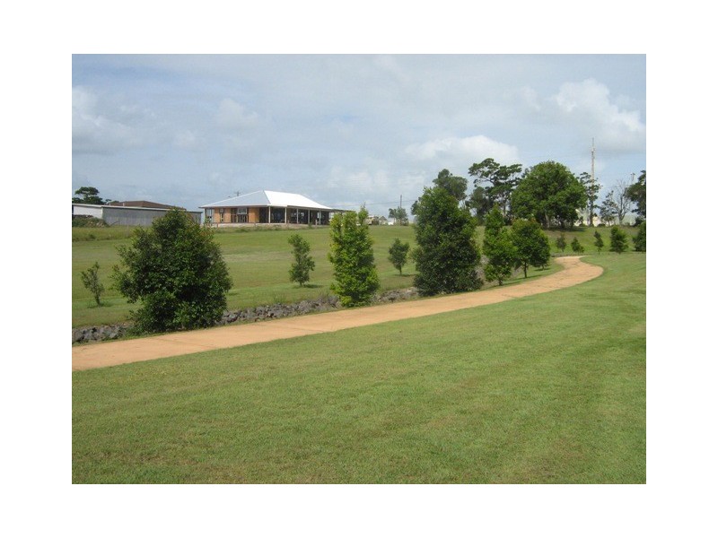 10 Bayley Ct, Urraween QLD 4655