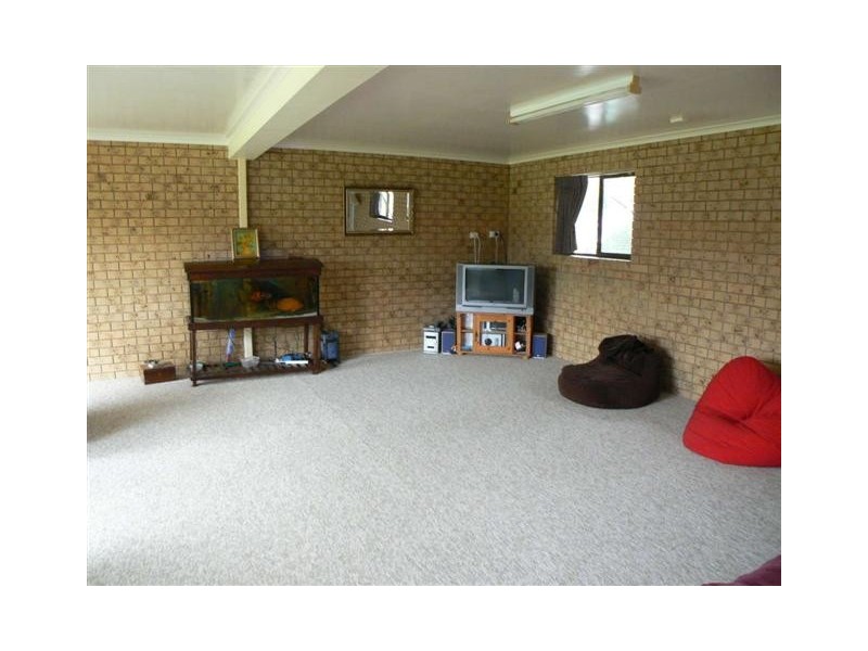 399 Bingham Rd, Booral QLD 4655