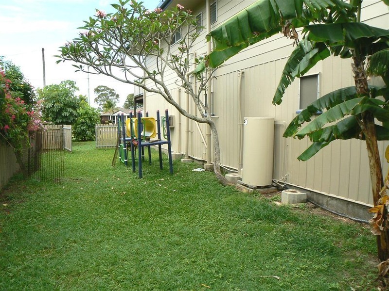 49  Helsham St, Point Vernon QLD 4655