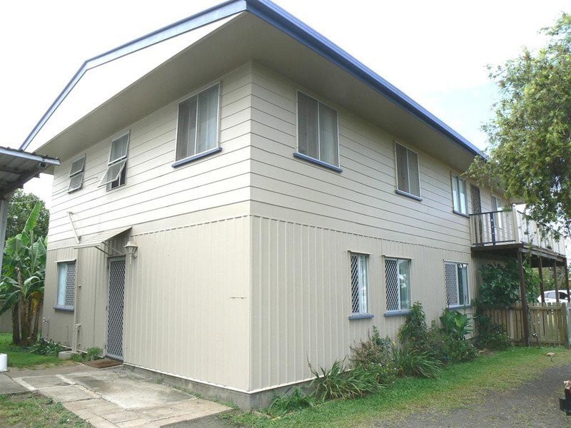 49  Helsham St, Point Vernon QLD 4655