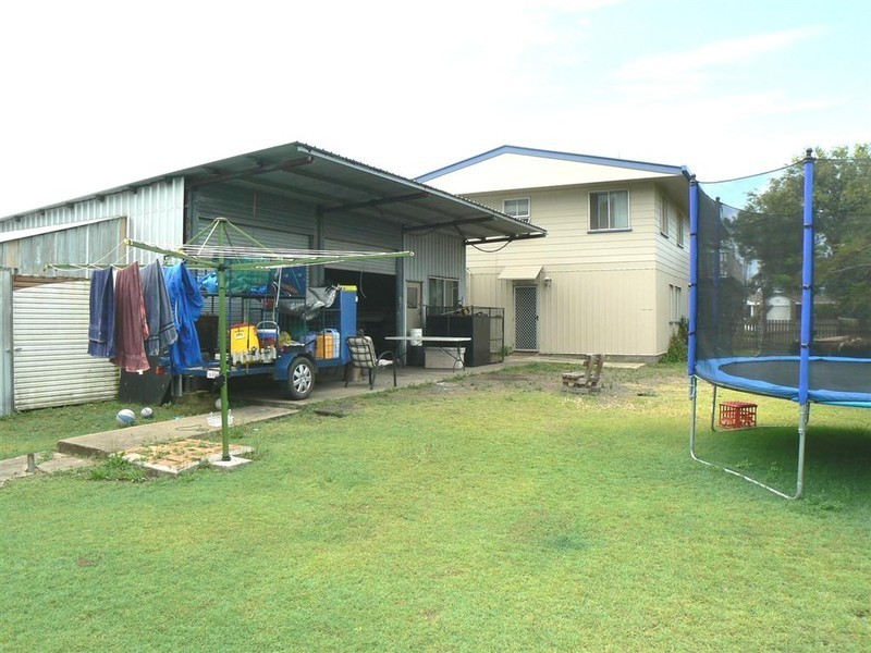 49  Helsham St, Point Vernon QLD 4655