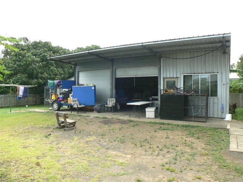 49  Helsham St, Point Vernon QLD 4655
