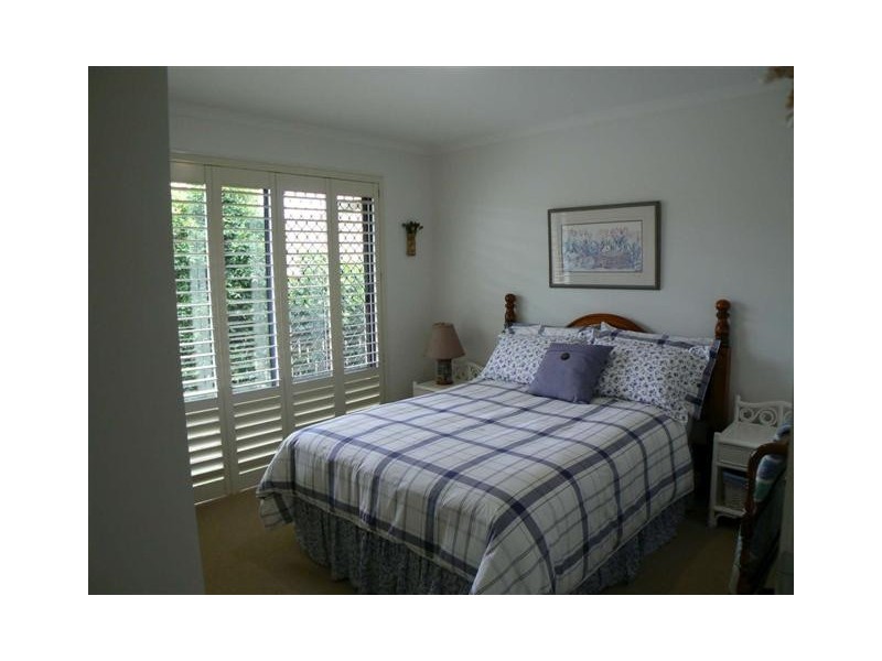 8 Pembridge Cct, Urraween QLD 4655