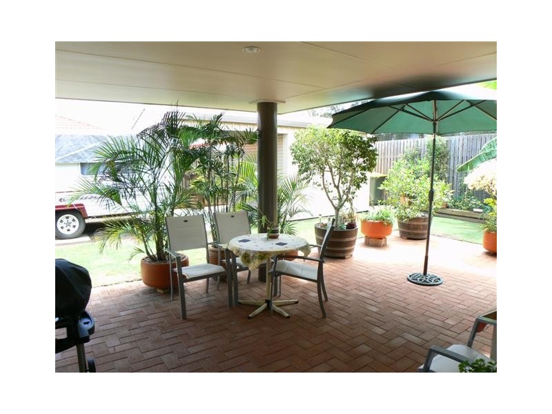 10 Picadilly Cct, Urraween QLD 4655