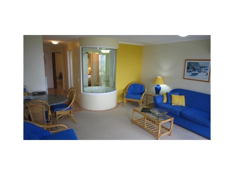 Unit 168 Great Sandy Straits, Urangan QLD 4655