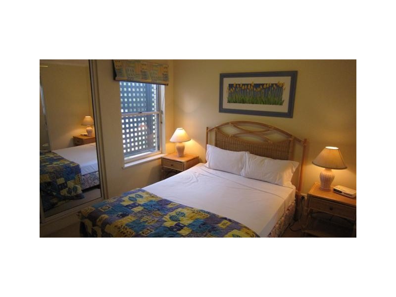 Unit 168 Great Sandy Straits, Urangan QLD 4655