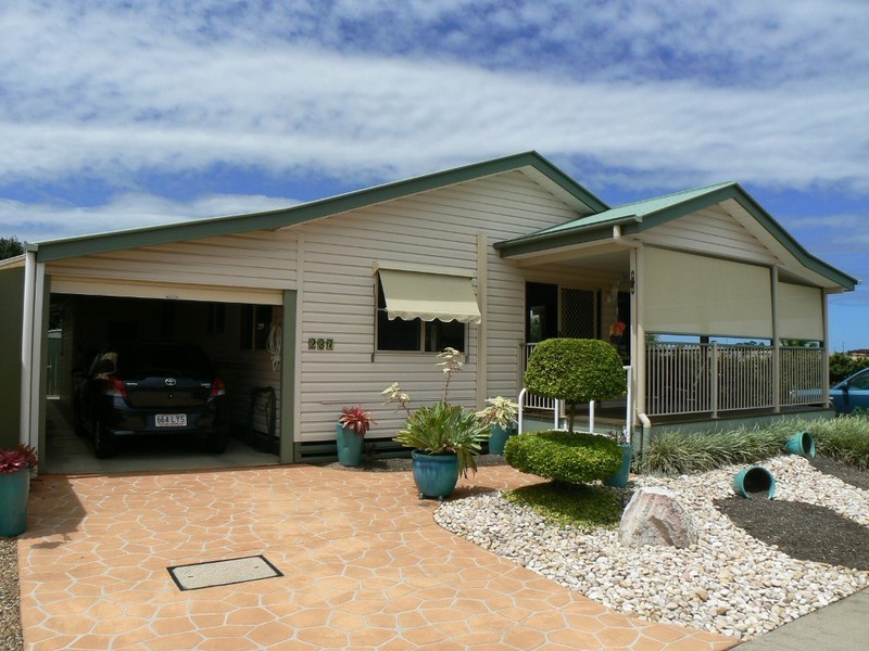 237/7 Bay Dr, Pialba QLD 4655