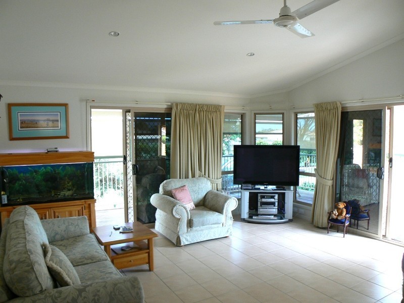 237/7 Bay Dr, Pialba QLD 4655