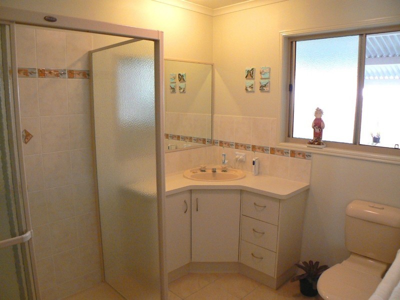 237/7 Bay Dr, Pialba QLD 4655