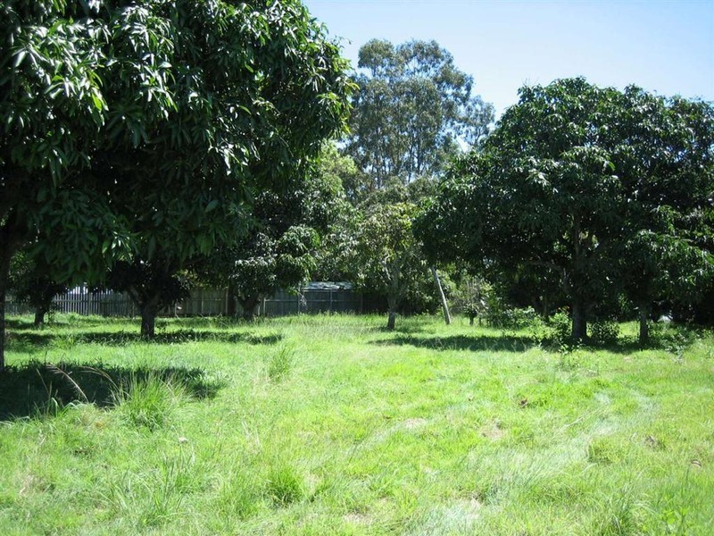 49A Helsham St, Point Vernon QLD 4655